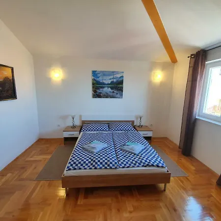 Dubravka 1 Apartment *
